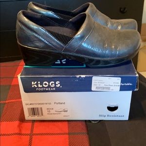 Klogs nursing shoes